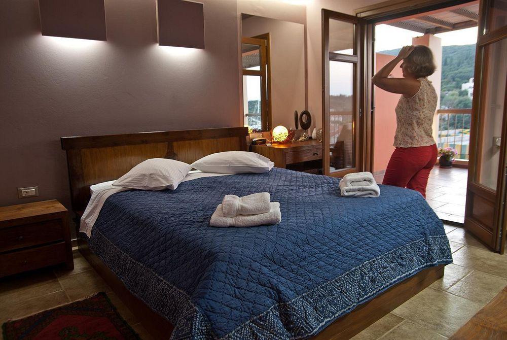 Fiscardo Bay Hotel Фискардон Экстерьер фото