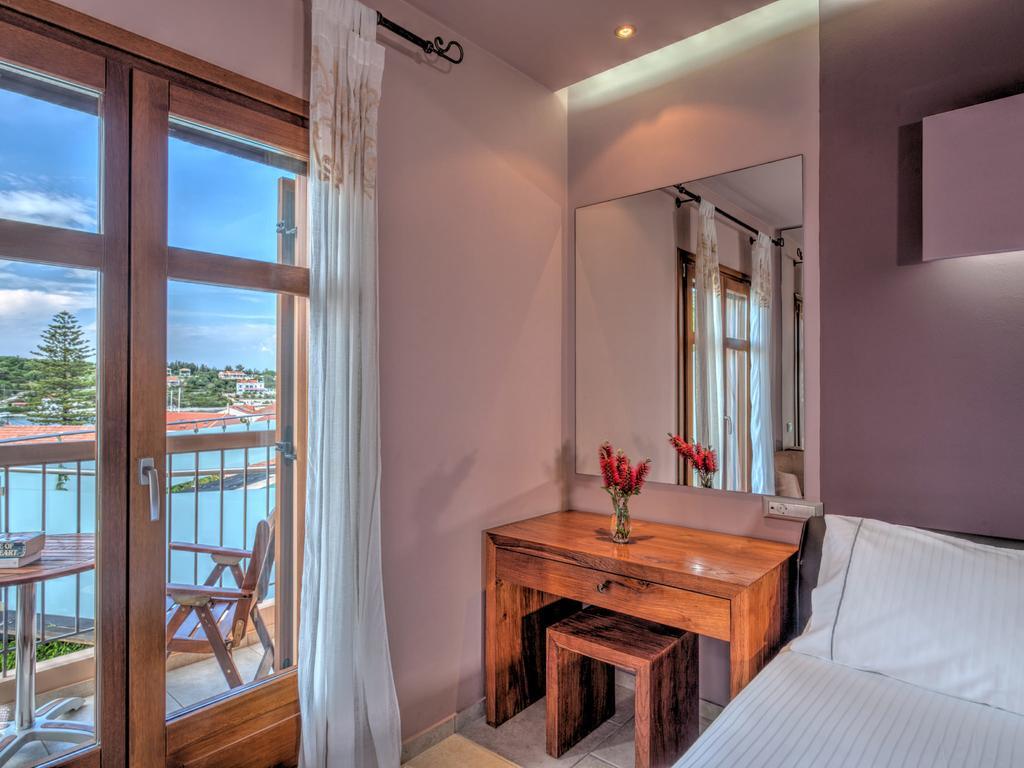 Fiscardo Bay Hotel Фискардон Экстерьер фото